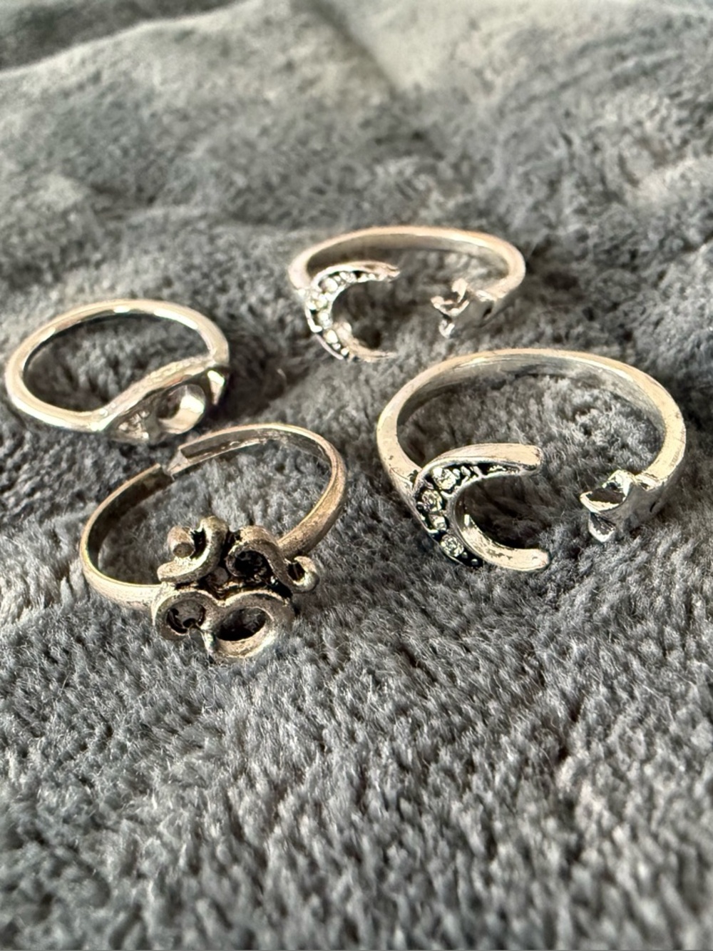 Silver Tone Star & Moon, OM Ring Set